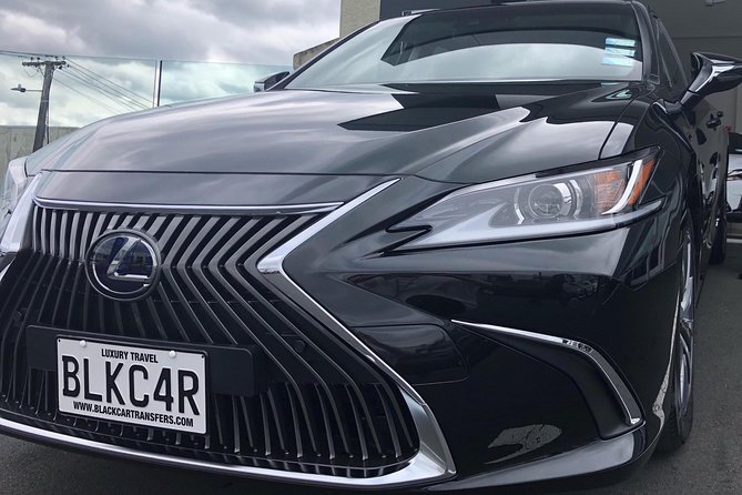 Private Luxury Airport Transfers in Auckland – Sedans & Vans - The 50-minute Auckland City transfer, with WiFi and chilled water
