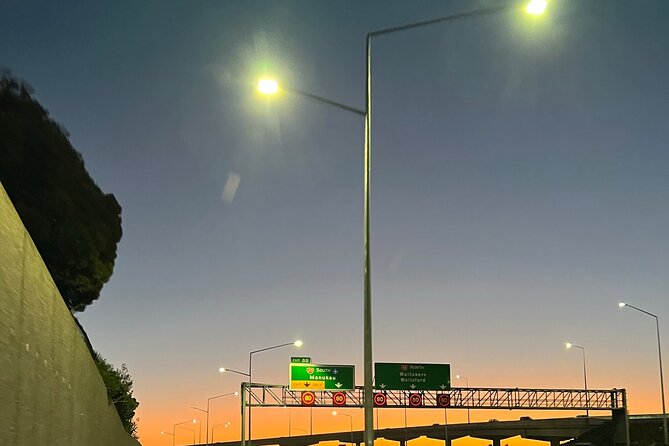 Private Mini Van Transfer From Auckland Airport to Auckland City - Value for the money: when $93.09 per group makes sense