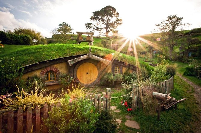 Private Round Trip Transport To Hobbiton From Auckland - Key things to know before you go