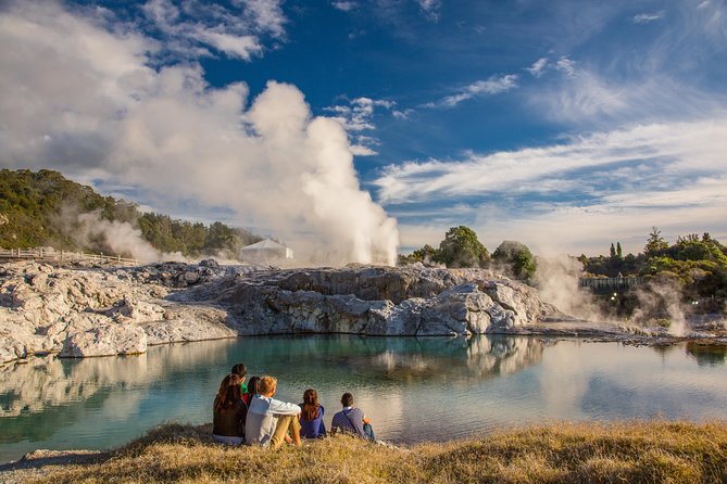 Private Tour From Auckland to Rotorua & Waitomo Glowworm Caves, Small group - Auckland to Rotorua and Waitomo in one long day