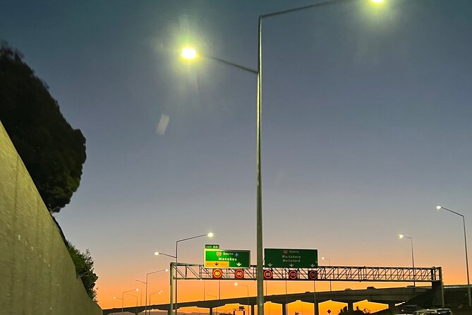 Private Transfer From Auckland International Airport To Auckland City - The ride to Auckland Central, 30 to 45 minutes in typical conditions