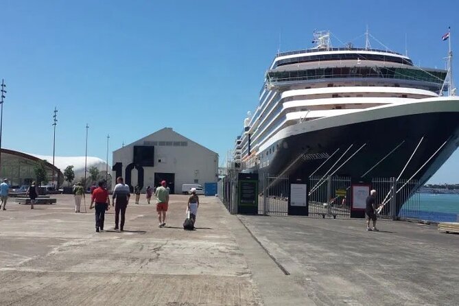 Private Transfer From Cruise Ship To Auckland Airport - Price and value, when $186.17 per group makes sense