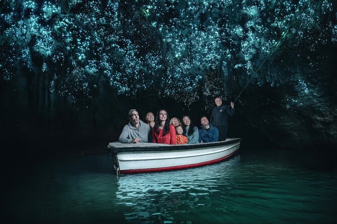 Small Group Waitomo and Rotorua including Te Puia Tour - Waitomo Glowworm Caves: how the guide, lights, and boat ride work together