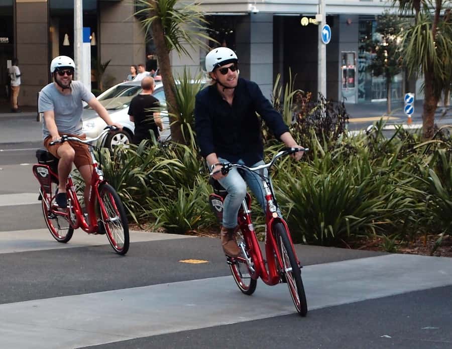 The Inside Loop: See Auckland's Coolest Neighbourhoods - Why an e-bike makes Auckland feel doable