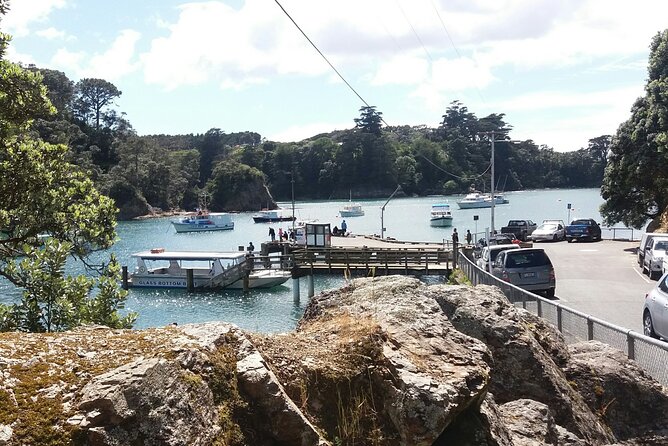 Waiheke Island - Fly and Dine (from North Shore Airport) - Landing at Waiheke Wings, Then Straight to Vineyard Views