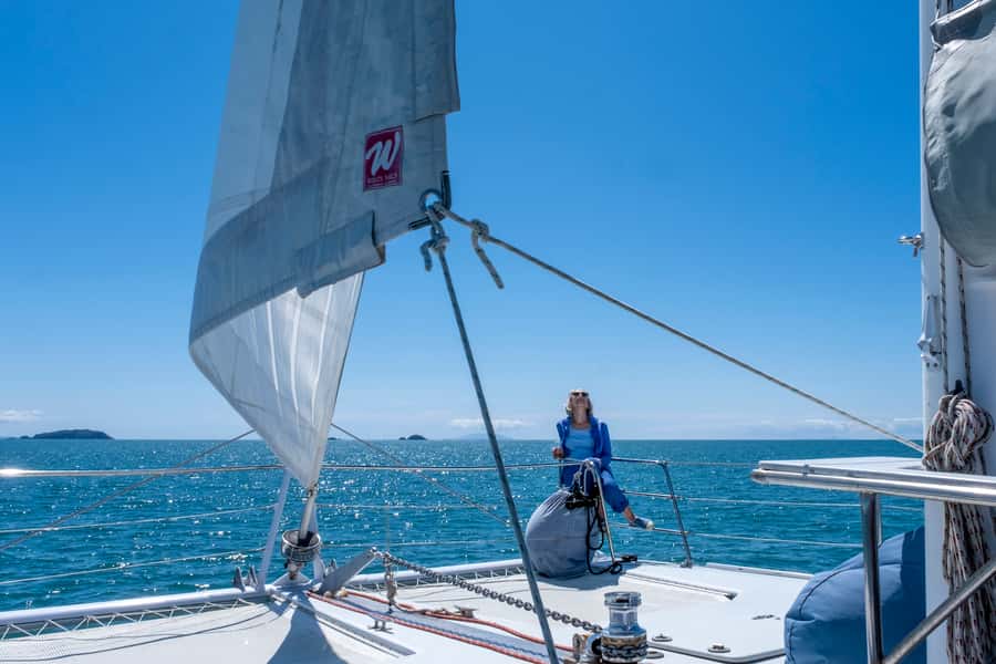 Waiheke Island: Gulf Marine Park Sailing Adventure & Lunch - The pest-free island walk: what you’re learning and what it changes