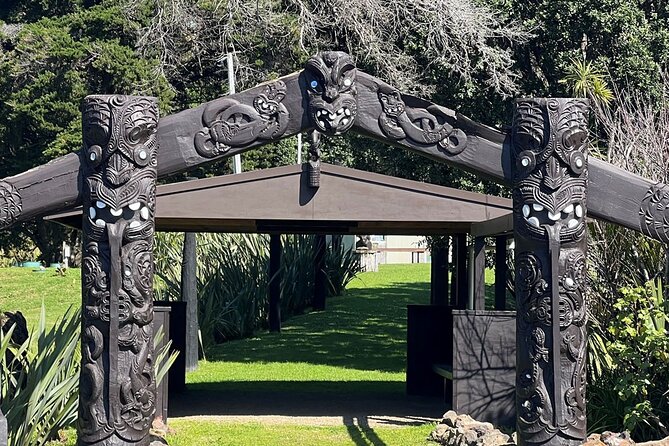 Waiheke Island Private History and Heritage Tour - Key highlights