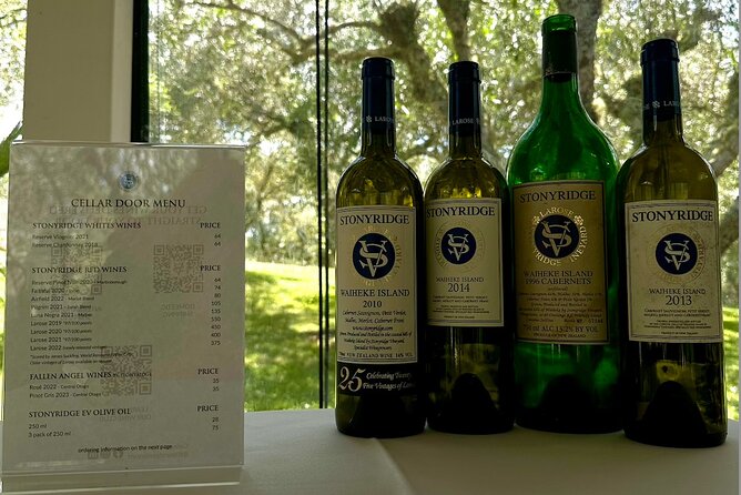 Waiheke island wine tours with Waitiki Tours - The itinerary, stop by stop: beaches, viewpoints, and three tasting rooms