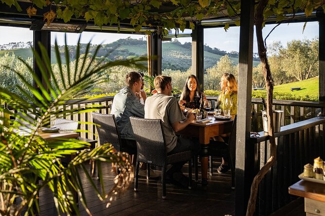 Waiheke Wine and Dine - Batch Winery - Vineyard stops: three different styles of Waiheke wine days