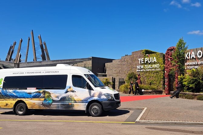 Waitomo Caves & Rotorua - Te Puia Small-Group Tour from Auckland - Rotorua highlights by guided drive, then back north
