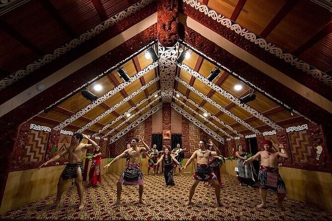 Waitomo Glow Worm Caves & Te Puia (Rotorua) Private Tour - Food, comfort, and small details that make a long day easier