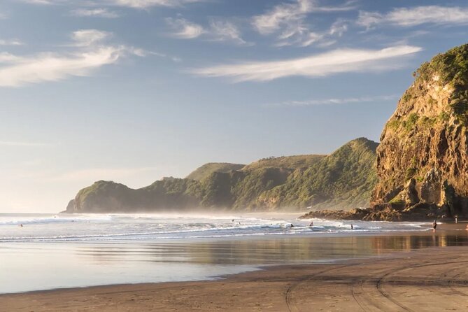 West Coast Discovery Tour - Why Piha and the Waitakere Ranges are worth the drive