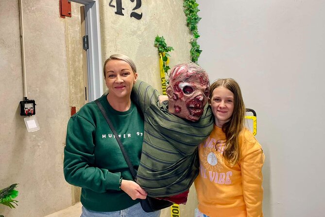 Zombie Bite Escape Room Experiences - Atmosphere and realism: scary in theme, practical in execution
